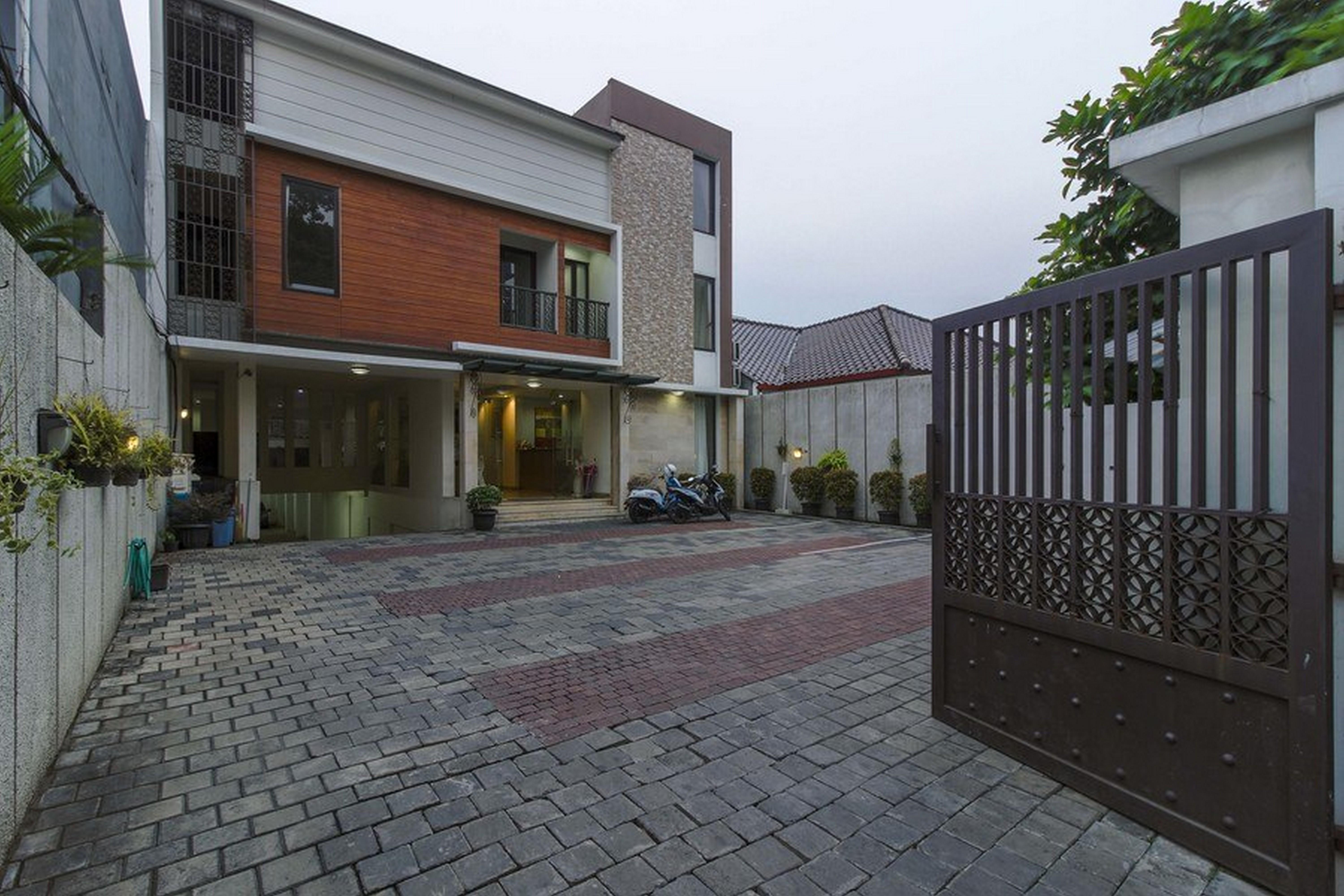 Wisma tamu Reddoorz @ Tb Simatupang